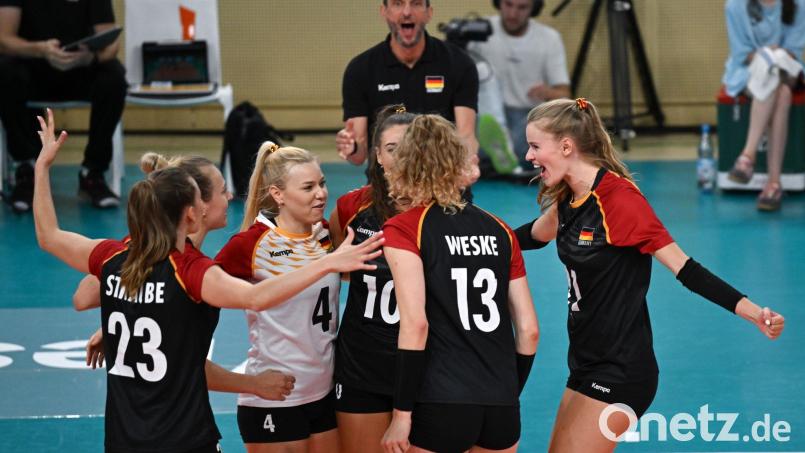 Die deutschen Volleyballerinnen verloren trotz 21 Punkten von Emilia Weske (13) in der Nationenliga 2:3 gegen die Ukraine. (Archivbild) Bild: Arne Dedert/dpa