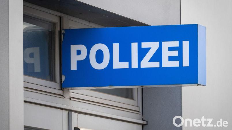 Nach dem Diebstahl sucht die Polizei nach Zeugen. (Symbolbild) Bild: Soeren Stache/dpa