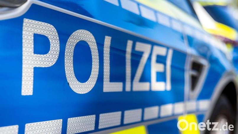 Der Transporter brachte statt der erlaubten 3.500 Kilogramm ein Gewicht von 6.020 Kilogramm auf die Waage. (Symbolbild) Bild: David Inderlied/dpa