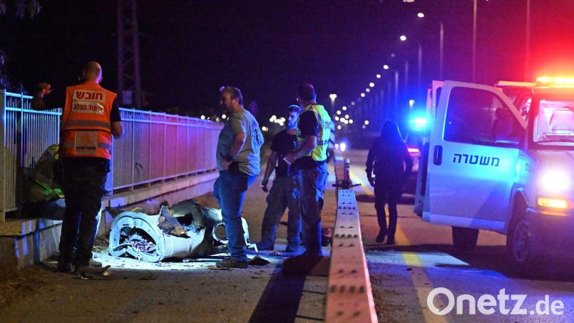 Iran hat erneut Israel angegriffen. Bild: Rami Shlush/AP/dpa