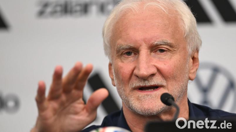 „Ich hätte es auch gerne anders gehabt“, sagt Rudi Völler zu politischen Vorgängen rund die WM. Bild: Federico Gambarini/dpa