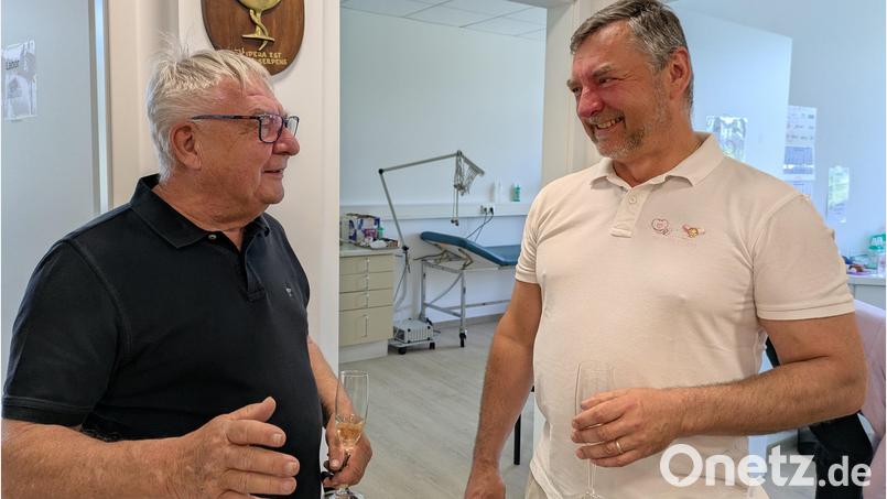 Dr. Wolfgang Fortelny und Dr. Tomáš Wiesner haben früher im Krankenhaus Waldsassen gearbeitet. Bild: pz