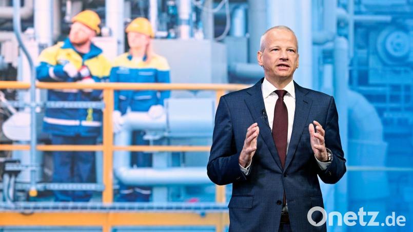 BASF-Chef Markus Kamieth will den Chemiekonzern wieder auf Kurs bringen. (Archivbild) Bild: Uwe Anspach/dpa
