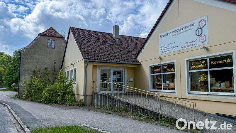 Die Süddeutsche Imkergenossenschaft in Leidersdorf galt über Jahrzehnte als das Mekka der Imker in der Region. Jetzt wurde das endgültige Aus besiegelt. Bild: Stephan Huber