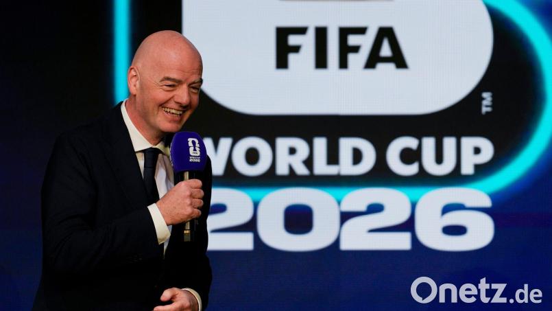 Streitbar schon vor der Fußball-WM: FIFA-Präsident Gianni Infantino. Bild: Chris Carlson/AP/dpa