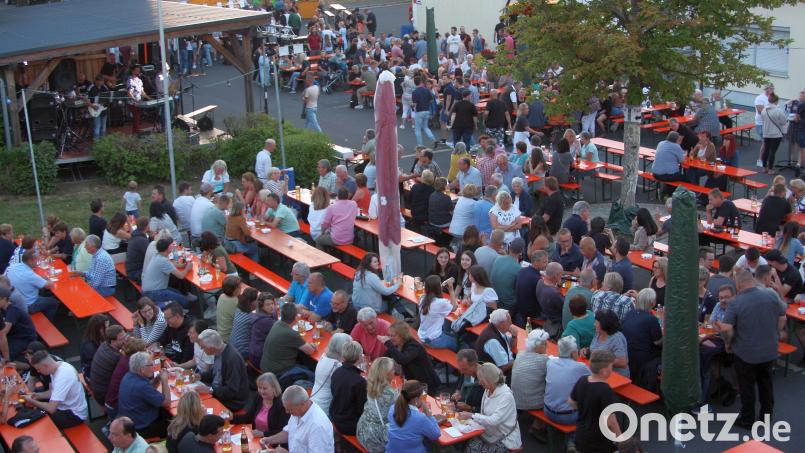 Gefeiert wird das Bürgerfest am Rathausplatz und dort, wo Platz ist. Archivbild: wro