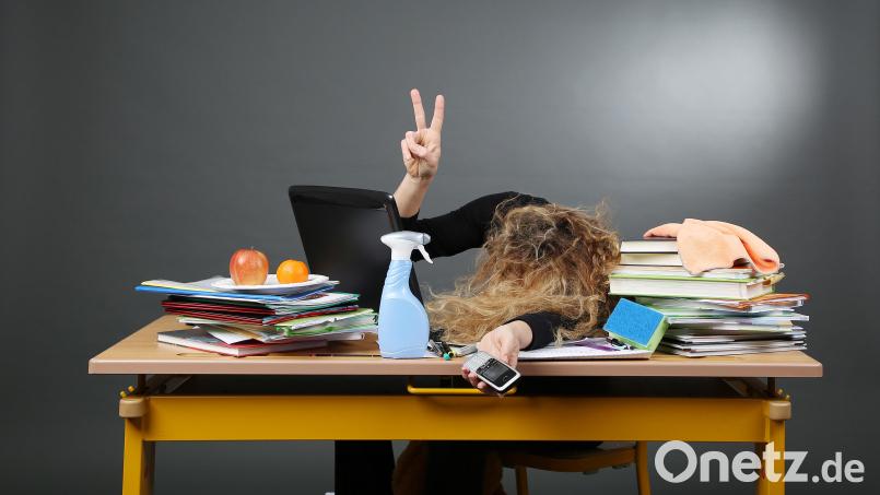 Wenn Arbeit zur Überforderung wird: Risiko Burn-out. Bild: Strassner Fotografie - stock.adobe.com