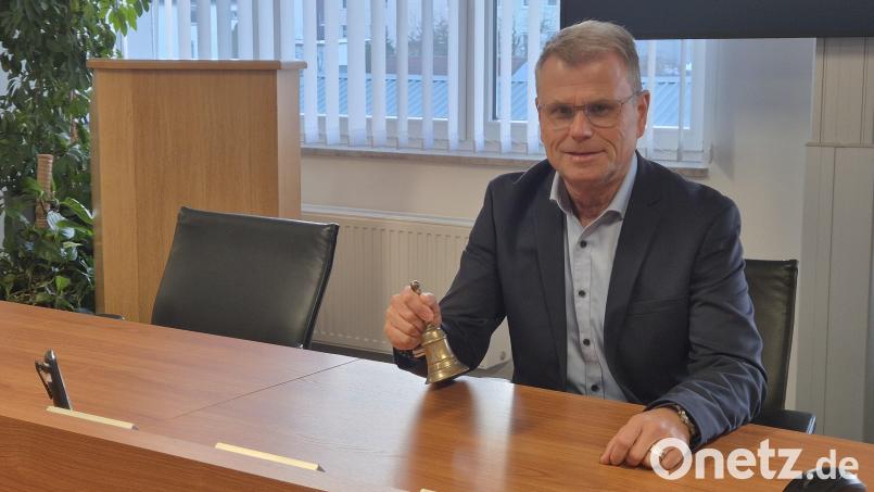 Bereits zum zweiten Mal wurde Bürgermeister Karlheinz Budnik zum Vorsitzenden des Kreisverbands Neustadt/WN im Bayerischen Gemeindetag gewählt. Bild: Lowak