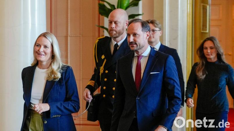 Kronprinz Haakon möchte mehr Zeit mit seiner kranken Frau verbringen. (Archivbild) Bild: Lise Åserud/NTB Pool/dpa