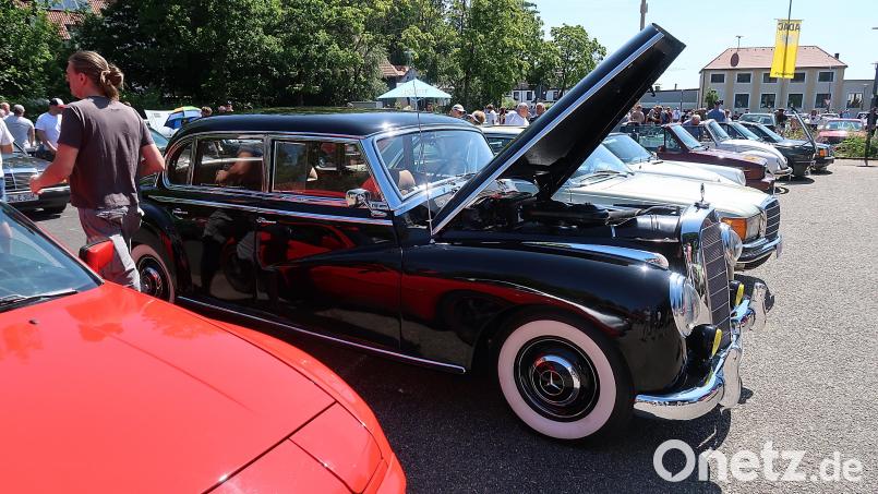 Nicht nur erfahrene Fans, auch viele jüngere Menschen entdecken mittlerweile den Reiz historischer Automobile und ihrer Geschichten. Beim 4. Friedenfelser Old- und Youngtimer-Treffen werden deshalb wieder viele Besucher erwartet. Archivbild: Bernhard Schultes