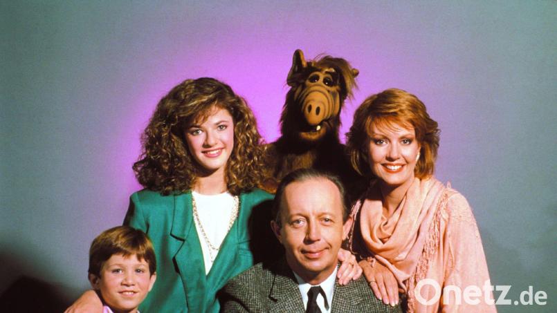 Als Kate Tanner (ganz rechts) in der US-Sitcom Alf wurde Anne Schedeen berühmt. (Archivbild) Bild: United Archives/KPA/dpa