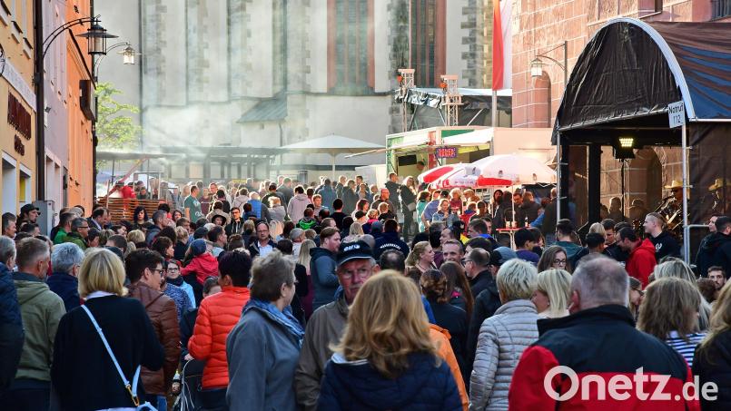 Das Sulzbach-Rosenberger Altstadtfest wird auch heuer wieder tausende Besucher anziehen. Archivbild: Petra Hartl