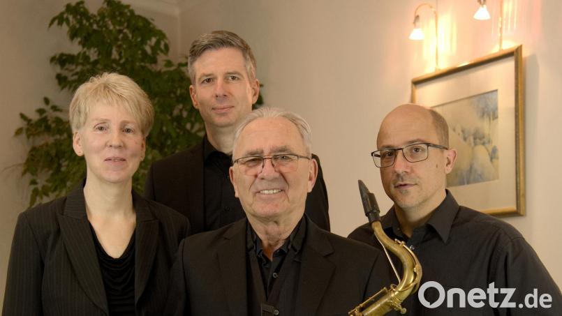Das „Blue Note Project“ sind Dr. Lothar Kiehl (Tenorsaxophon), Andreas Holz (Piano), Dr. Klaus Schmitt (Bass) und Antje Storch (Drums). Bild: Lothar Kiehl