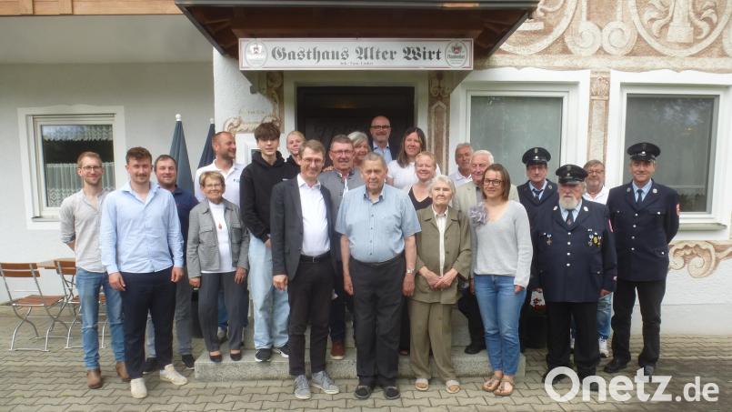 Andreas Immervoll senior feierte seinen 90. Geburtstag im Kreise von Familie und Vereinen. Bild: Adolf Mandl