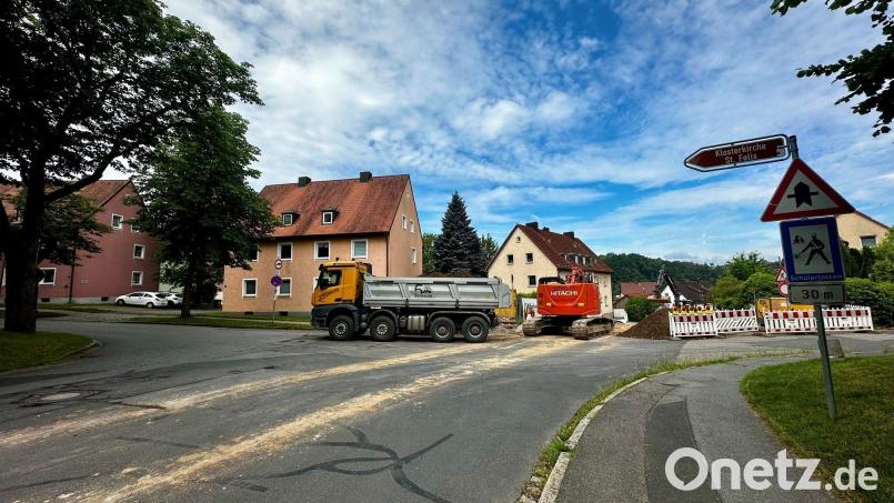 Ab 22. Juni wird in Neustadt/WN der Kreuzungsbereich Georgstraße/Zacharias-Frank-Straße/Felixallee wegen Bauarbeiten voll gesperrt. Bild: Ramona Herrmann