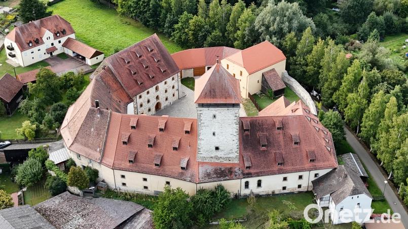 Die Vorbereitungen für die Vilsecker Burgfestspiele auf Burg Dagestein laufen auf Hochtouren. Archivbild: Heidi Franitza