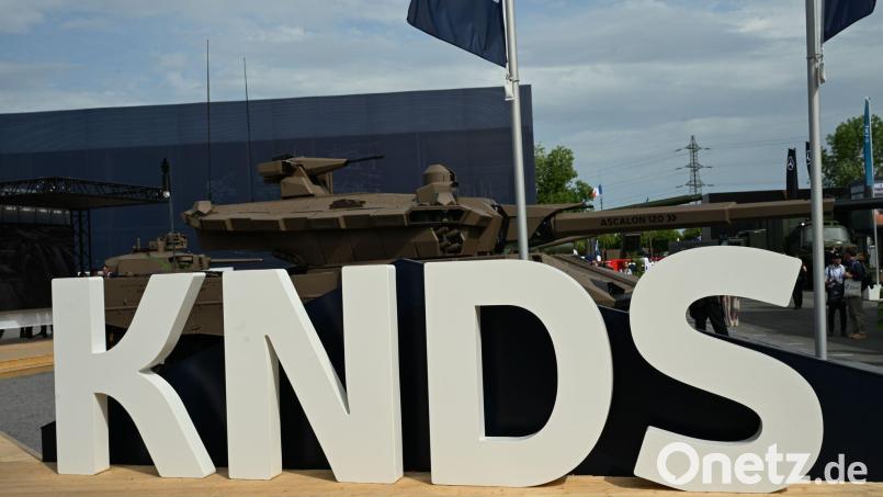 KNDS ist Hersteller von Waffensystemen wie Kampfpanzern und Panzerhaubitzen. Bild: Wolf von Dewitz/dpa
