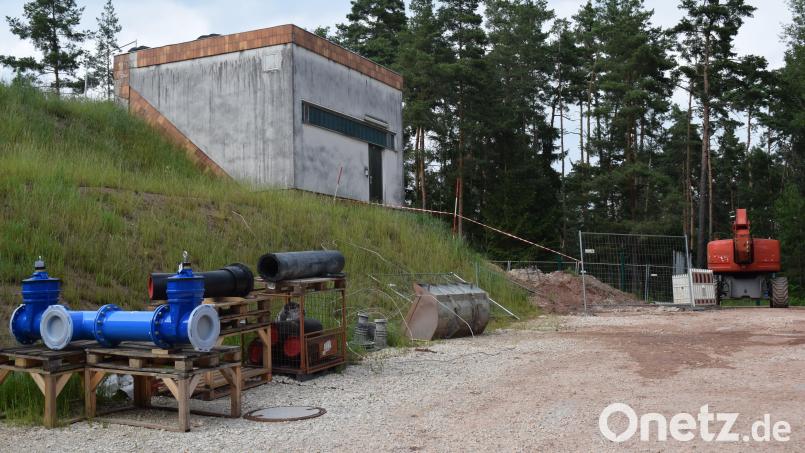 Die Gemeinde Stulln wird als Wassergast vom Markt Schwarzenfeld mit Trinkwasser versorgt. Der Neubau des Hochbehälters Westenberg wird die Versorgungssicherheit deutlich erhöhen. Bild: Richard Braun