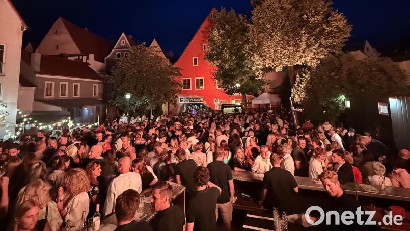 Weinfest von Round Table 49 Weiden im Jahr 2025. Bild: Severin Hirmer