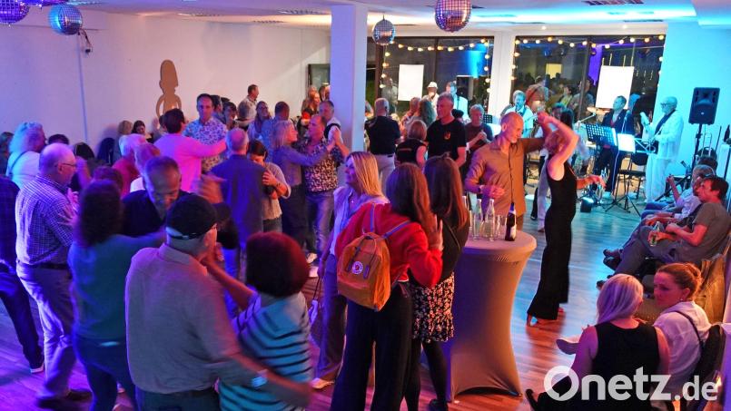 SURO2030 nutzte das ehemalige Sportgeschäft Heckmann schon für einen Tanzabend. Am Altstadtfest veranstaltet Tim Biersack von der Kneipe Herzog hier seine Nachtanz-Aftershow-Party. Archivbild: Christian Koch