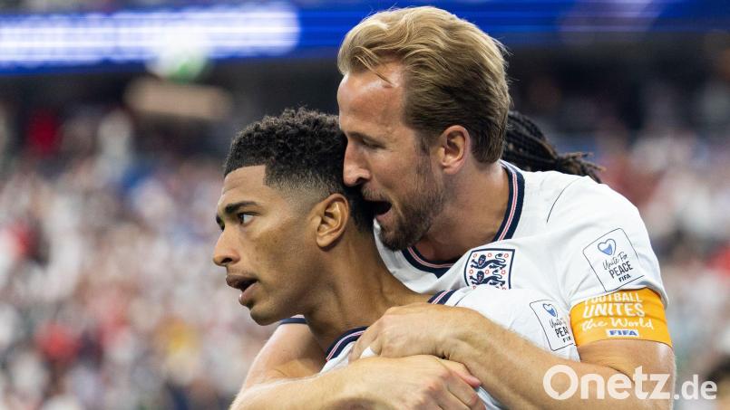 Sorgten für Highlights bei den Engländern im ersten WM-Spiel: Harry Kane (rechts) und Jude Bellingham. Bild: Daniel Mcgregor-Huyer/dpa