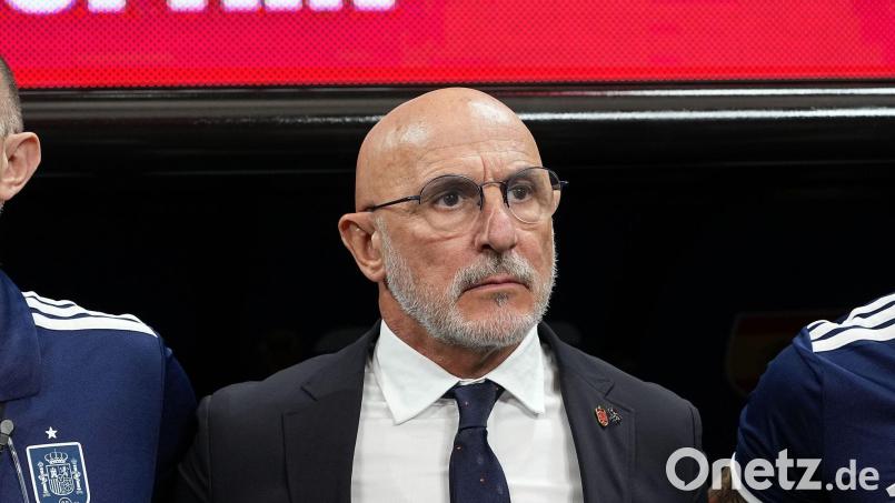 Spaniens Trainer Luis de la Fuente hat am Sonntag Geburtstag. (Archivbild) Bild: Ju Huanzong/XinHua/dpa