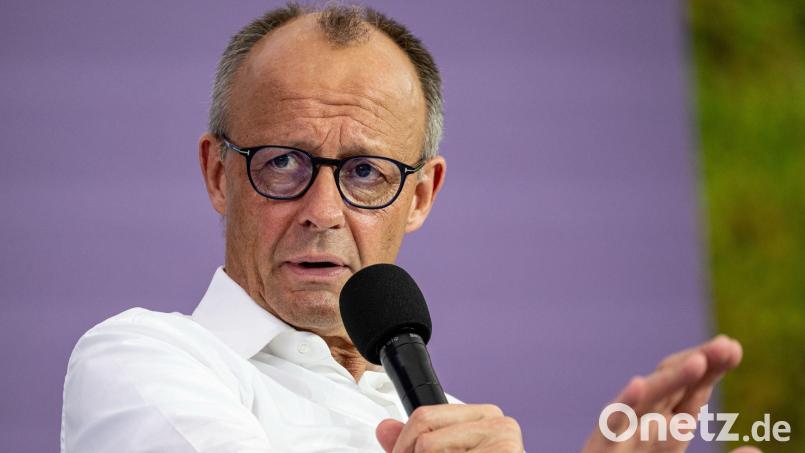 Friedrich Merz sagt, er sei unempfindlich gegenüber persönlichen Anwürfen. Bild: Fabian Sommer/dpa