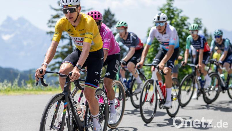 Hat die Tour de Suisse souverän gewonnen: Tadej Pogacar. Bild: Gian Ehrenzeller/KEYSTONE/dpa