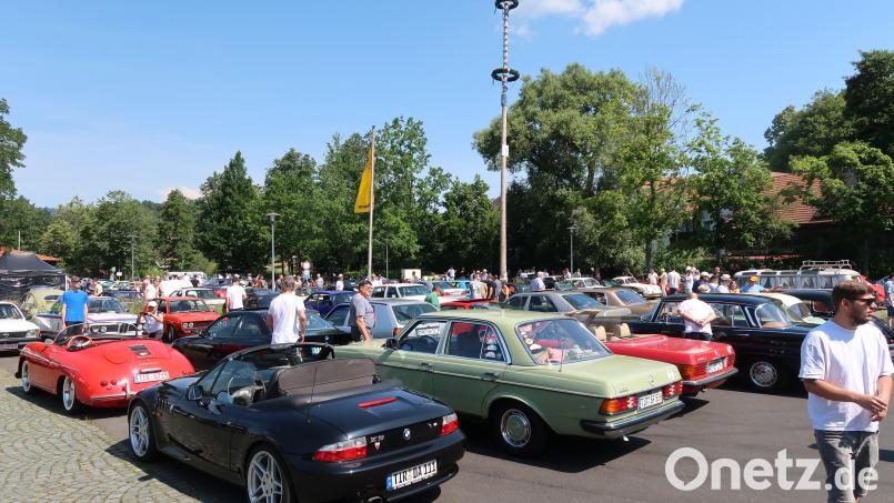 Das Oldtimer-Treffen des AC Friedenfels zieht Jahr für Jahr viele Automobile und Besucher an. Bild: Bernhard Schultes