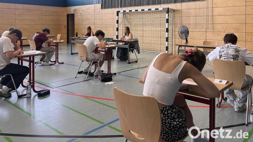 Die Schüler der Talentklasse der Realschule im Stiftland haben mit den Abschlussprüfungen begonnen. Bild: Alexandra Wittke