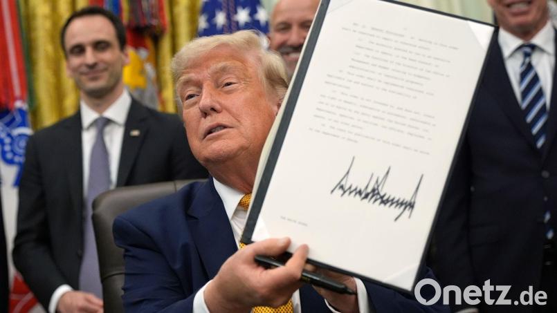 Donald Trumps Erlass sieht unterdessen eine schnellere Einführung der Quantentechnologie durch die US-Regierung vor. Bild: Jacquelyn Martin/AP/dpa