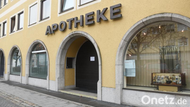 Die Apotheke an der Allee in Weiden schloss zum 31. Dezember 2021. Seitdem standen die Räume leer. Bis Stefanie Quandt übernahm. Archivbild: Gabi Schönberger