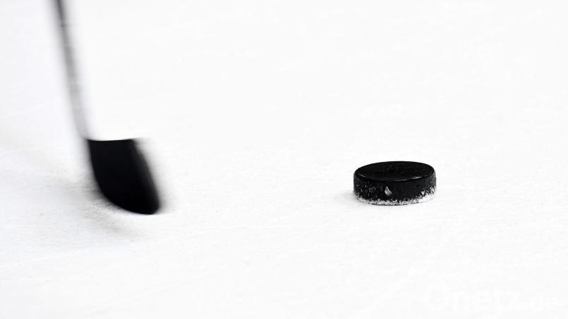 Die Straubing Tigers legen in der Offensive nach. (Archivbild) Bild: Tobias Hase/dpa