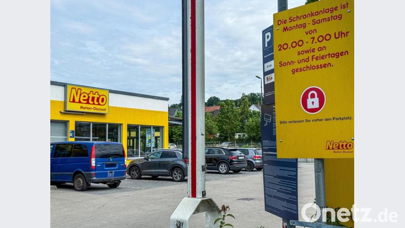 Netto bietet Vermietung freier Parkflächen an. In Amberg startet das Feierabendparken ab sofort an der Netto-Filiale am Kaiser-Ludwig-Ring 1. Bild: Stephan Huber