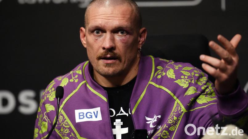Usyk nach seinem WM-Sieg gegen Fury. (Archivbild) Bild: Nick Potts/PA Wire/dpa