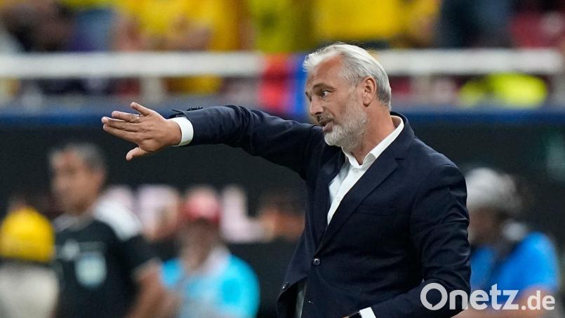 Sebastien Desabre glaubt an einen afrikanischen Weltmeister. (Archivbild) Bild: Fernando Llano/AP/dpa