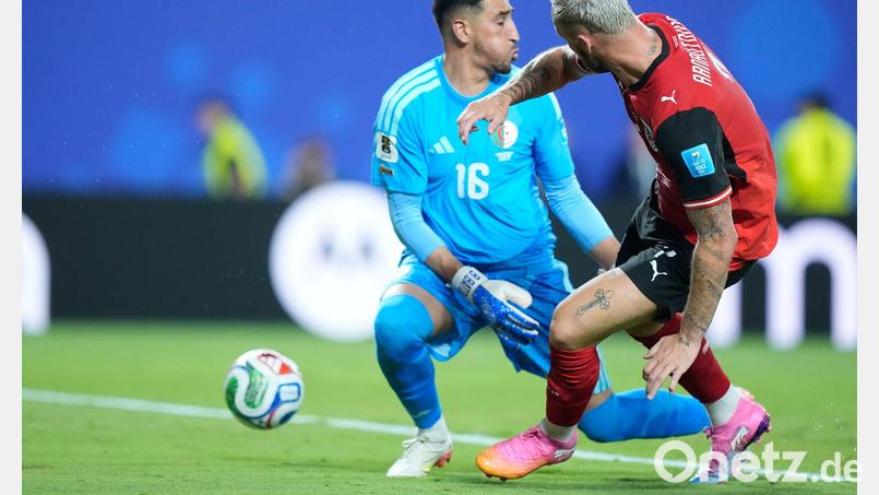 Nicht nur wegen seines Treffers im Fokus: Marko Arnautovic Bild: Charlie Riedel/AP/dpa