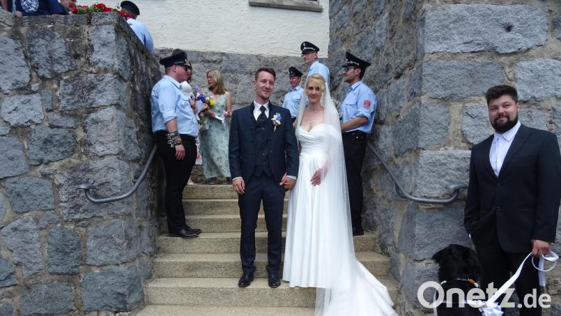 Den Bund der Ehe schlossen in der evangelischen St. Margarethenkirche Sebastian Pauloweit und Bianca Benker. Bild: Alfons Prechtl