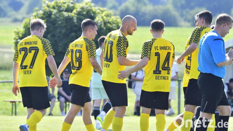 Der FC Amberg ist am Mittwochabend in Königstein zu Gast. Bild: Hubert Ziegler