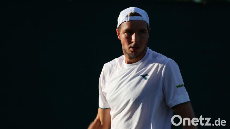 Jan-Lennard Struff muss den fünften Satz gegen US-Profi Brandon Nakashima am Donnerstag spielen. Bild: Frank Molter/dpa