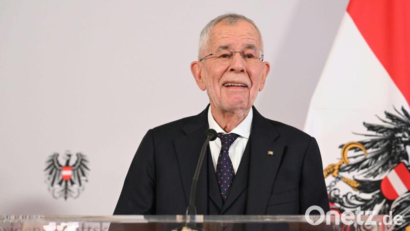 Alexander Van der Bellen will Kindern das Anfeuern ermöglichen. (Archivbild) Bild: Helmut Fohringer/APA/dpa