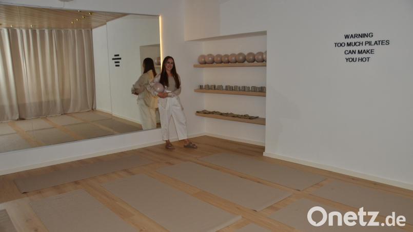 Anna-Lena Pinter eröffnet im Haus ihrer Schwiegereltern am Marktplatz ein Pilates-Studio und erfüllt sich damit einen langgehegten Wunschtraum. Bild: Elisabeth Dobmayer