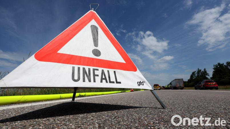 Nach dem Unfall wurde die A3 in Richtung Frankfurt zunächst komplett gesperrt. (Symbolbild) Bild: Karl-Josef Hildenbrand/dpa