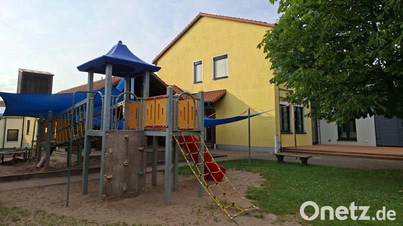 Grund zum Feiern gibt es in der Kindertagesstätte "Haberlandkinder". Die Einrichtung gibt es nun seit 30 Jahren. Bild: Hans Prem