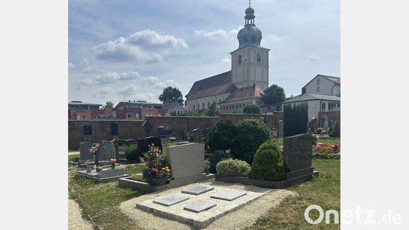 In Amberg gibt es neue Urnenkammern im Dreifaltigkeitsfriedhof und im Katharinenfriedhof. Bild: Stefan Ferstl