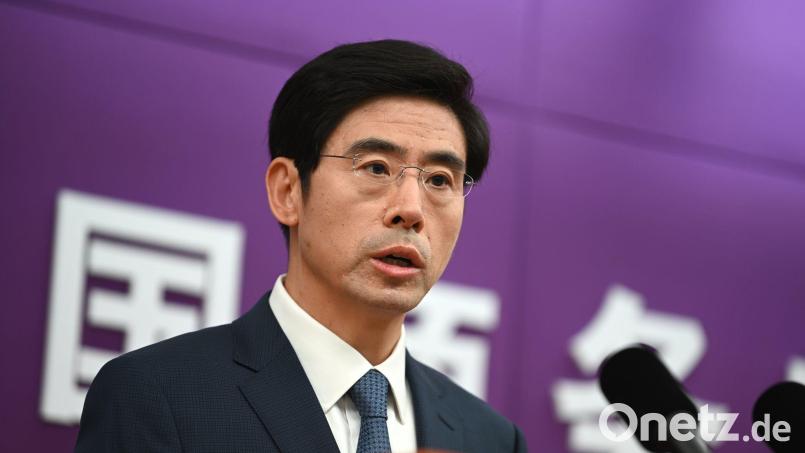 Der Sprecher sprach zum EU-Besuch von Handelsminister Wang Wentao. Bild: Johannes Neudecker/dpa