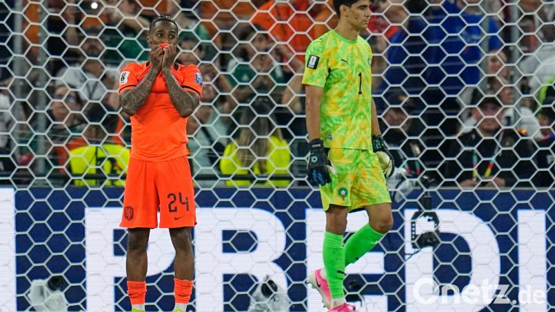 Crysencio Summerville und weitere Spieler wurden nach dem WM-Aus rassistisch beleidigt. (Archivfoto) Bild: Ricardo Mazalan/AP/dpa