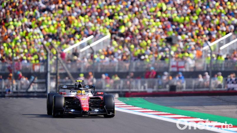 Lewis Hamilton gibt in Silverstone den Ton an. Bild: David Davies/PA Wire/dpa