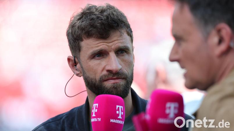 Ernster Blick: Thomas Müller sorgt sich um die Zukunft des deutschen Fußballs. (Archivbild) Bild: Jan Woitas/dpa