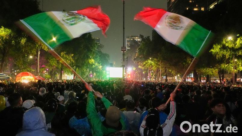 Die US-Botschaft warnt ihre Staatsbürger vor dem WM-Achtelfinale in Mexiko-Stadt. (Archivbild) Bild: Marco Ugarte/AP/dpa